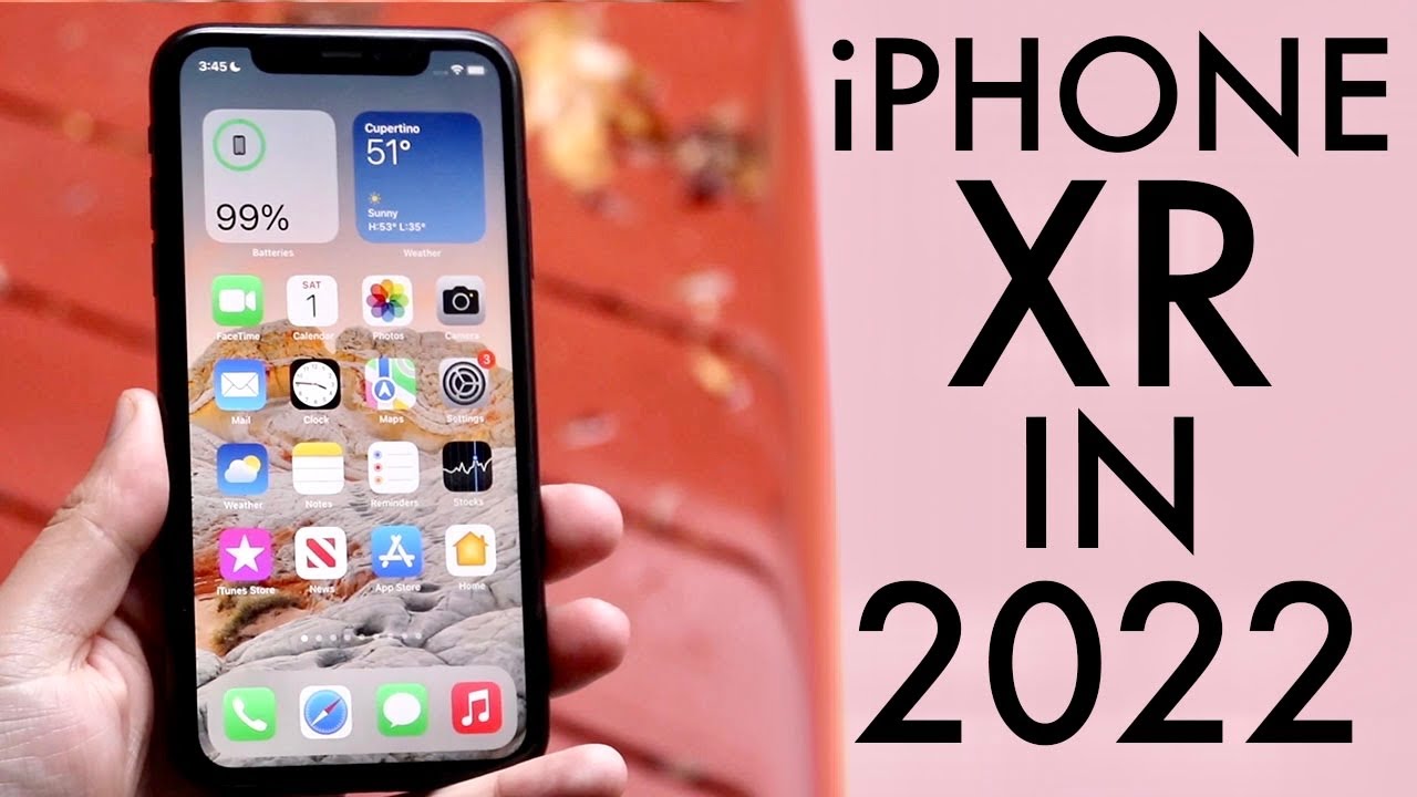 iPhone XR In 2022! (Still Worth It?) (Review)