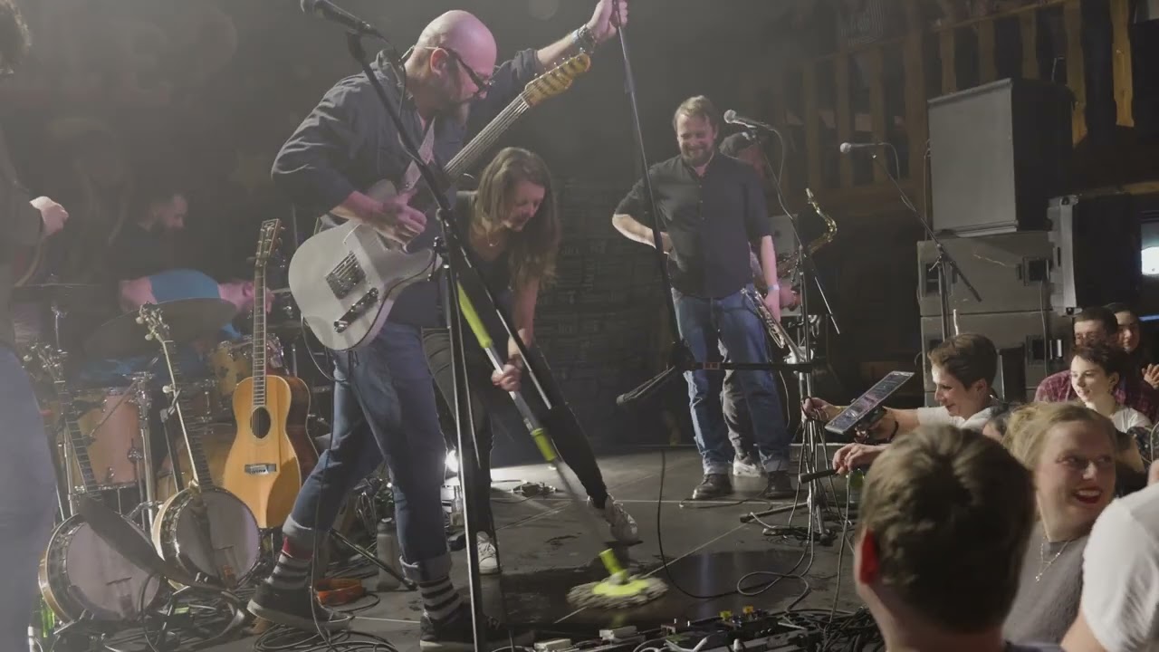 Polet&iacute;me? / KlonDike music club - Pec pod Sněžkou 2025