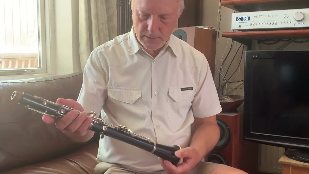 Boosey and Hawkes Bb clarinet 1955/6 - unboxing by Mark Perkins