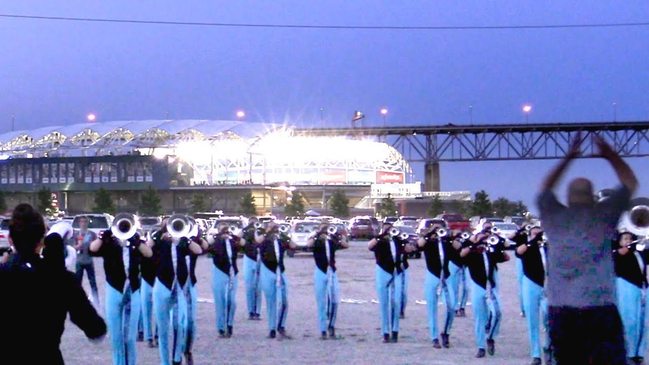 Carolina Crown 2014 - Hornline Warmup [Quality Audio]