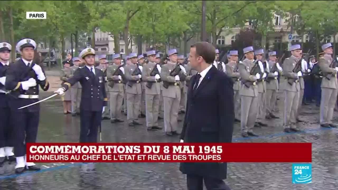 Commémorations du 8 mai 1945 : Emmanuel Macron passe en revue les troupes