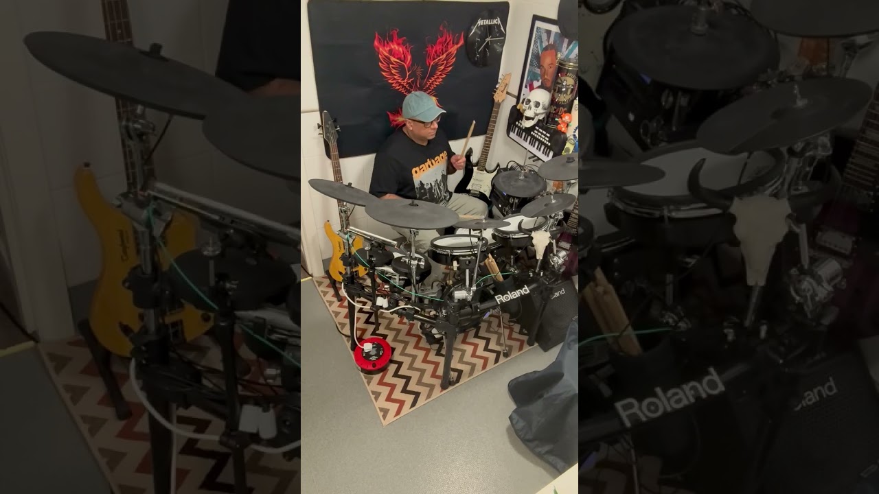 SO FAR AWAY by DIRE STRAITS (cover)     👍🥁🙋‍♂️🤘