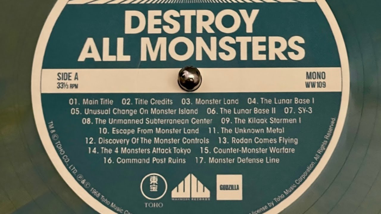 Vinyl play - Destroy All Monsters soundtrack (1968) - LP - Akira Ifukube, Ishido Honda