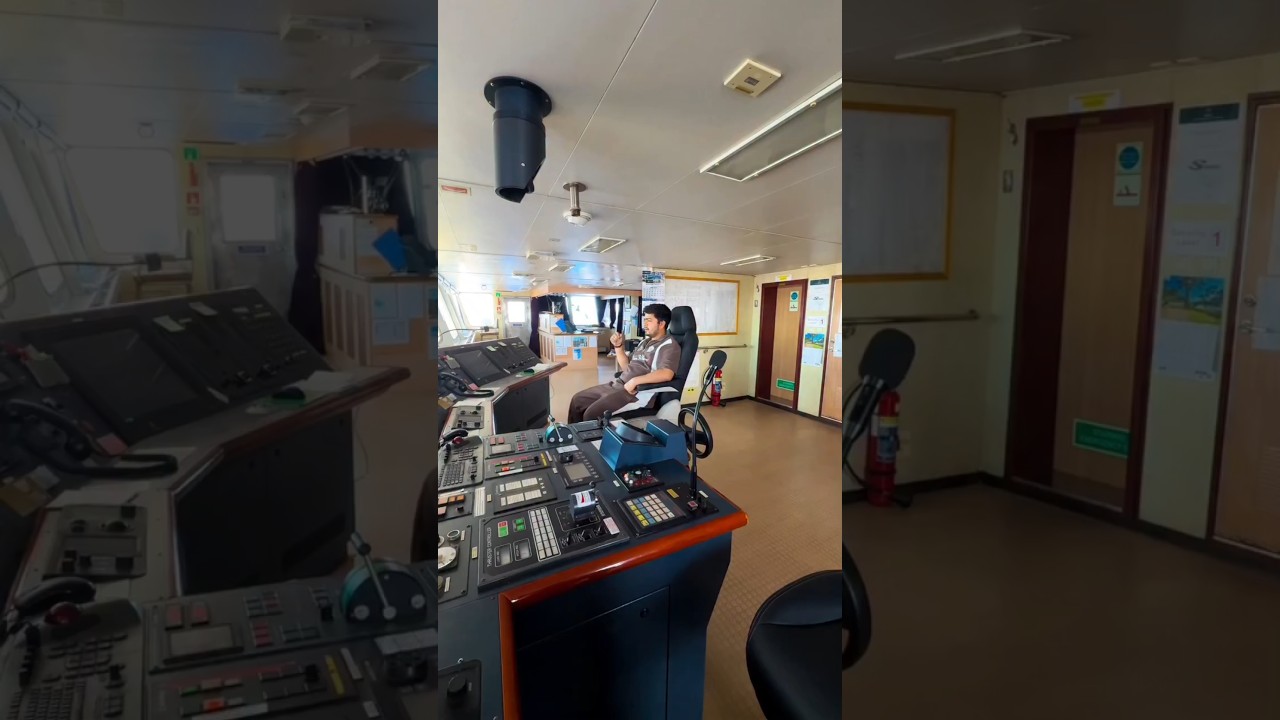 Navy office on cruise ship status 🌹 | Navy WhatsApp status ❣️ | Thanks for 10K Subscribers 🤗|