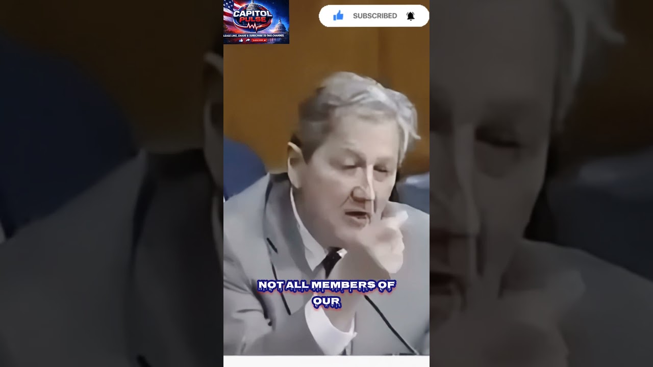 Реакция сенатора Джона Кеннеди: &laquo;ФБР/Министерство юстиции продают досье Стила &mdash; разве это не позор?&raquo;