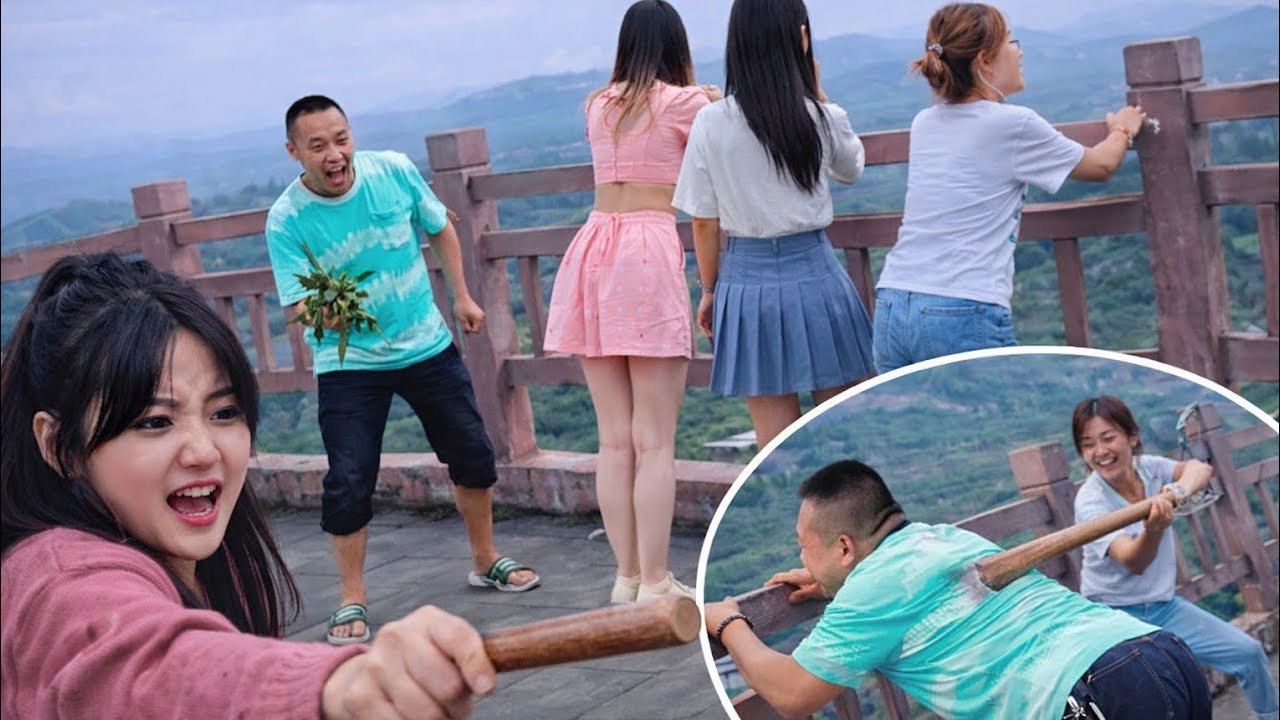 OUT! 😱 Ladki Ne Danda Uthate Hi Game Palat Di