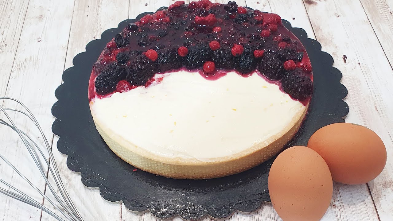Crostata ai frutti di bosco con crema al mascarpone e latte condensato