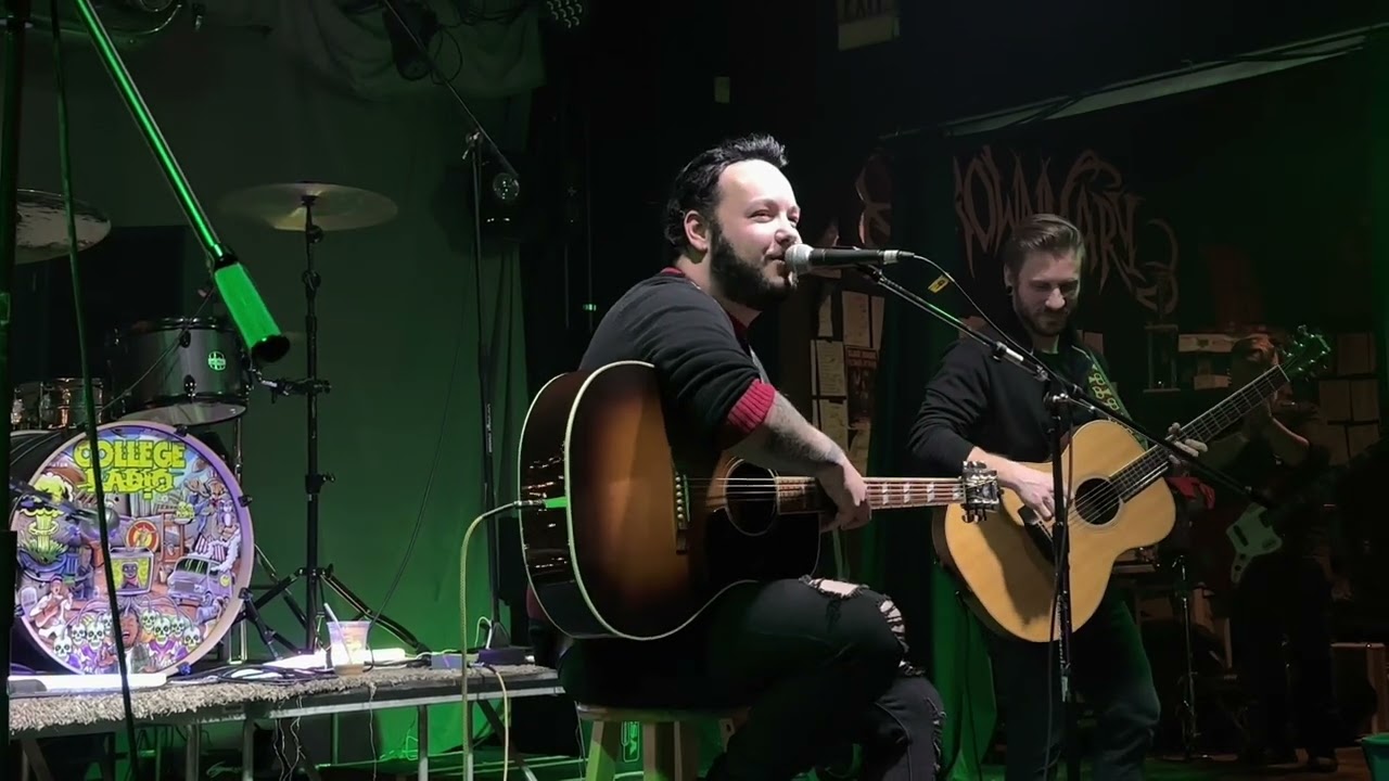 Wyatt Olney & The Wreckage Unplugged Live at Tony V's Garage 12/9/2022 (Full Show)