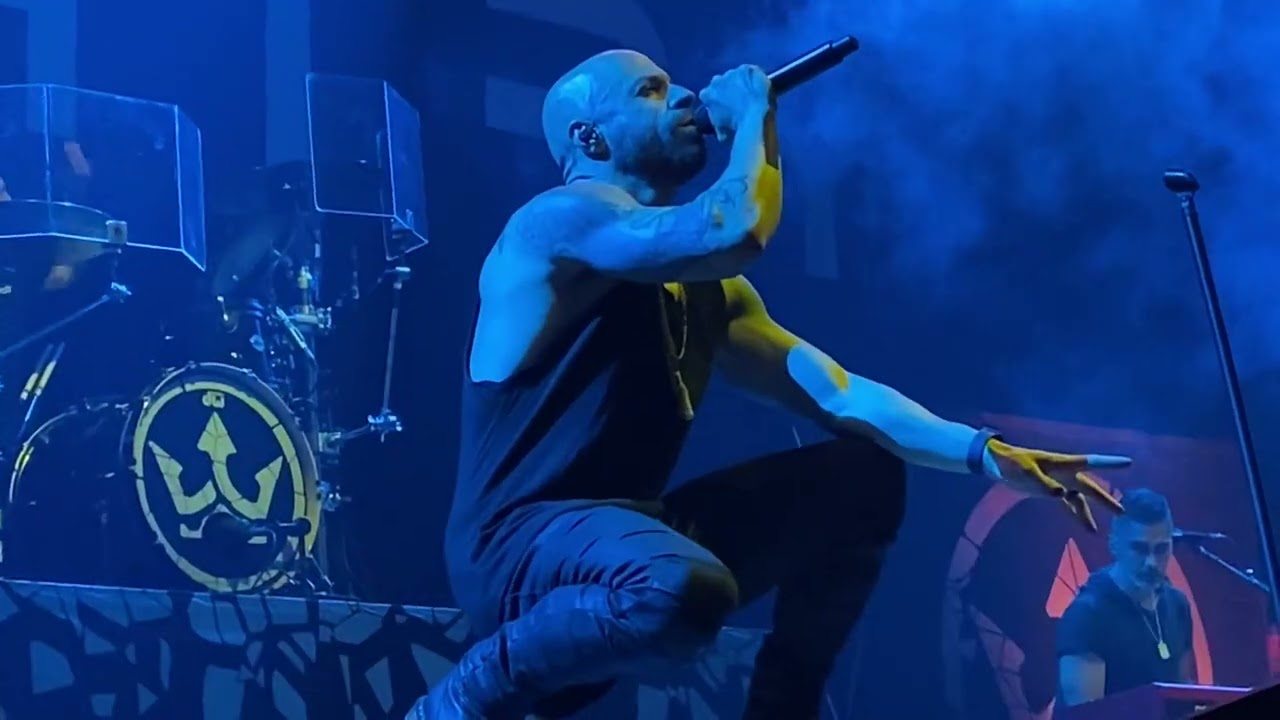 Daughtry- Separate Ways (Worlds Apart) 4.3.24