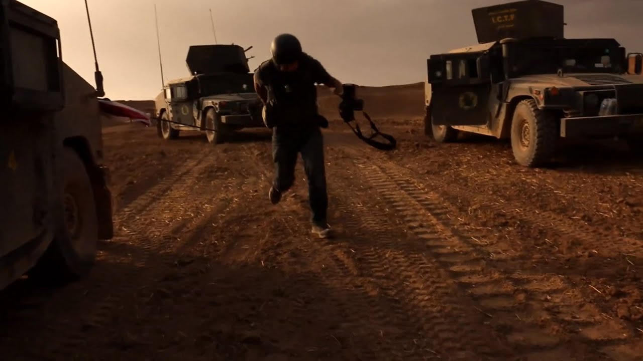 V&iacute;deo mostra tropas iraquianas avan&ccedil;ando pelas ruas de Mossul