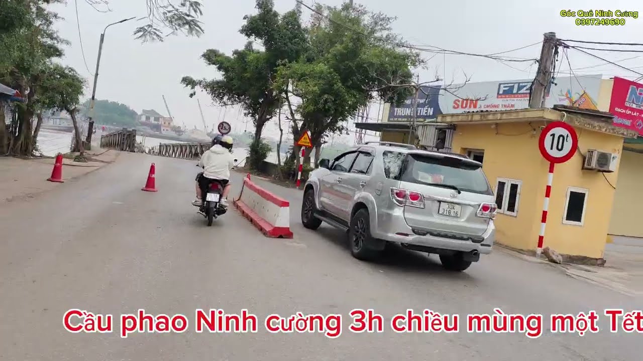 Chuyến đi đầu năm 