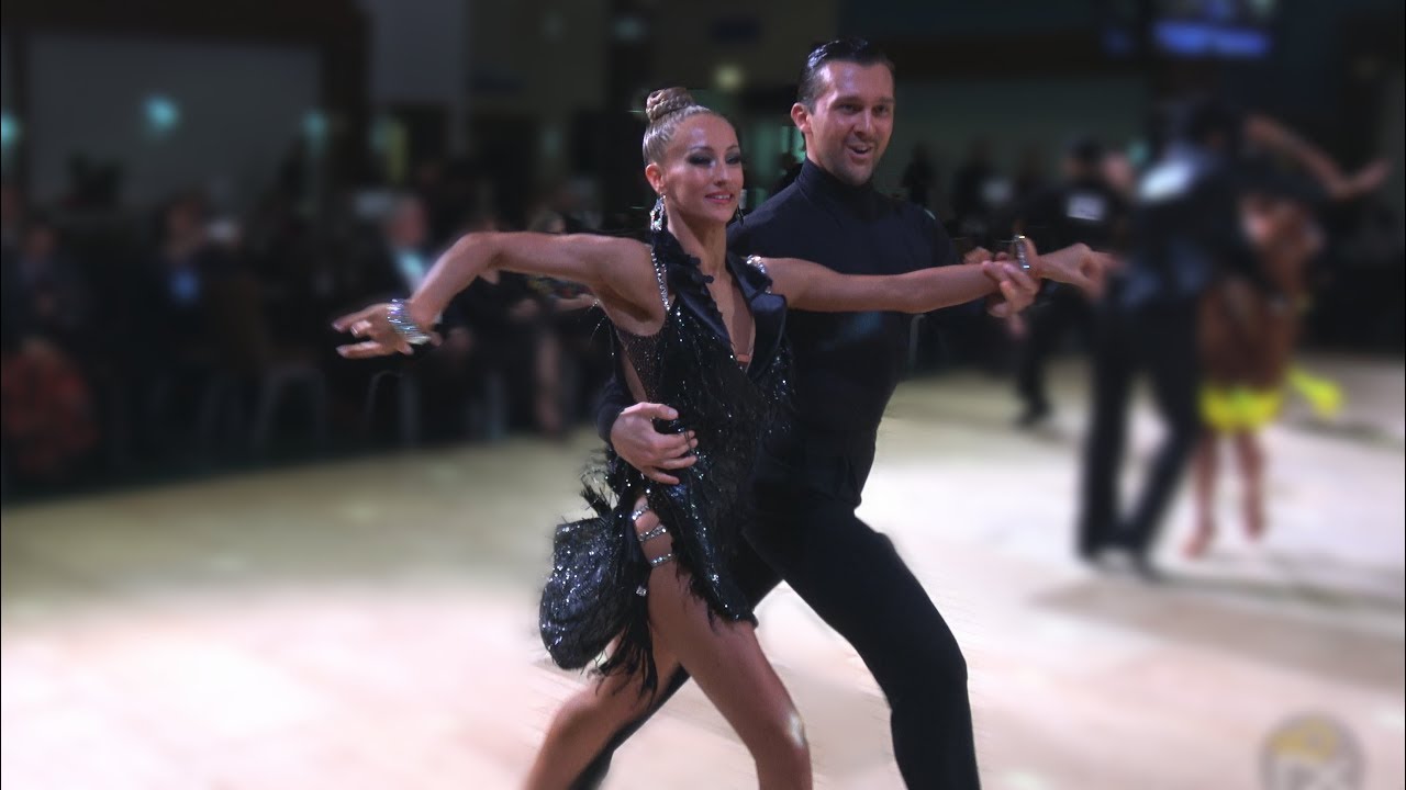 Pavel Zvychaynyy & Oxana Lebedew (GER) - Star Ball 2019 - Professional Latin | R1 Samba