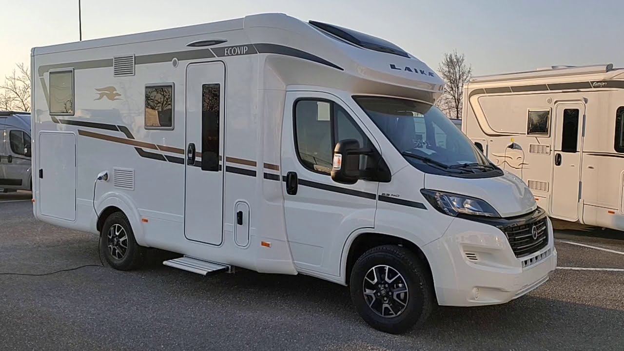Camper Laika 3009 letti gemelli 6,99 mt. garage soimex