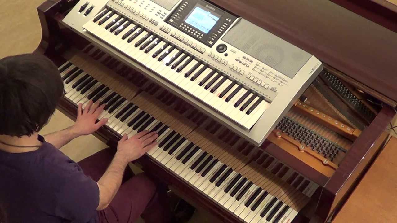 Nicki Minaj - Va va voom - piano & keyboard synth cover by LIVE DJ FLO