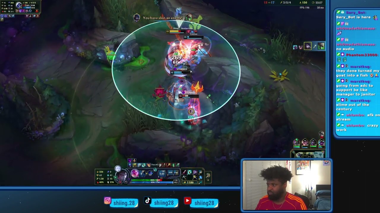 Red/Blue is secretly Aphelios' best gun combo  😭
#leagueoflegends #aphelios #adc #twitch