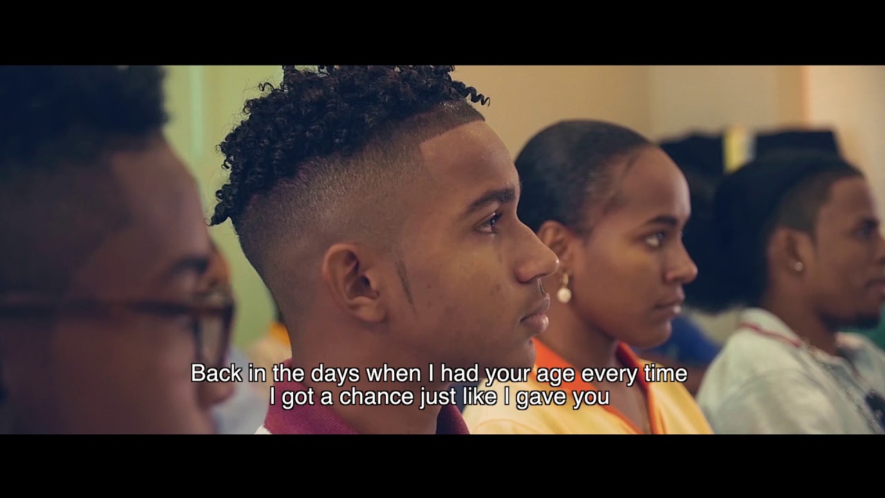Robin Hood -1 Focus Diferente - Inspirational Short Film - (prod Eldrion Regina)