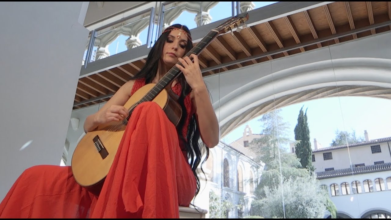 ❤️ Capricho árabe (Francisco Tárrega) - Isabel Martínez, guitar