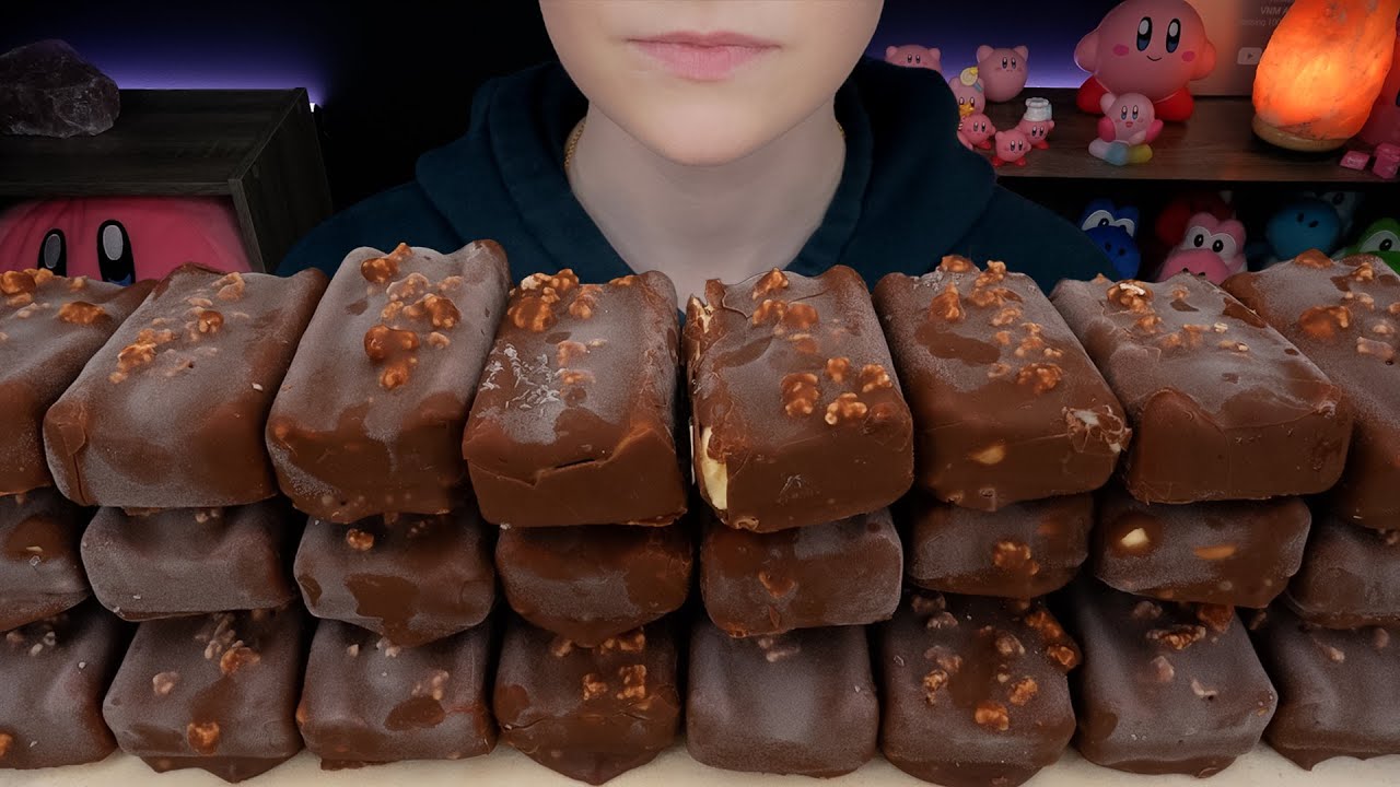 ASMR Chocolate Candy Ice Cream *KitKat Minis Wafer with Fudge Ice Cream Dessert Mukbang 먹방