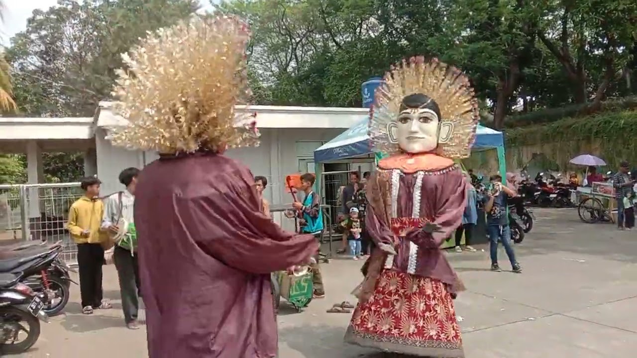 Ondel ondel nya CAHAYA SEPTIAN minggu cerah | pintu air BKT 