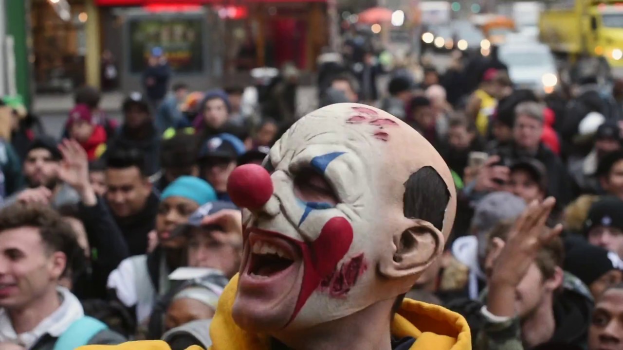 Shutting Down NYC's SoHo With Our Spaghetti Boys Christmas Giveaway!