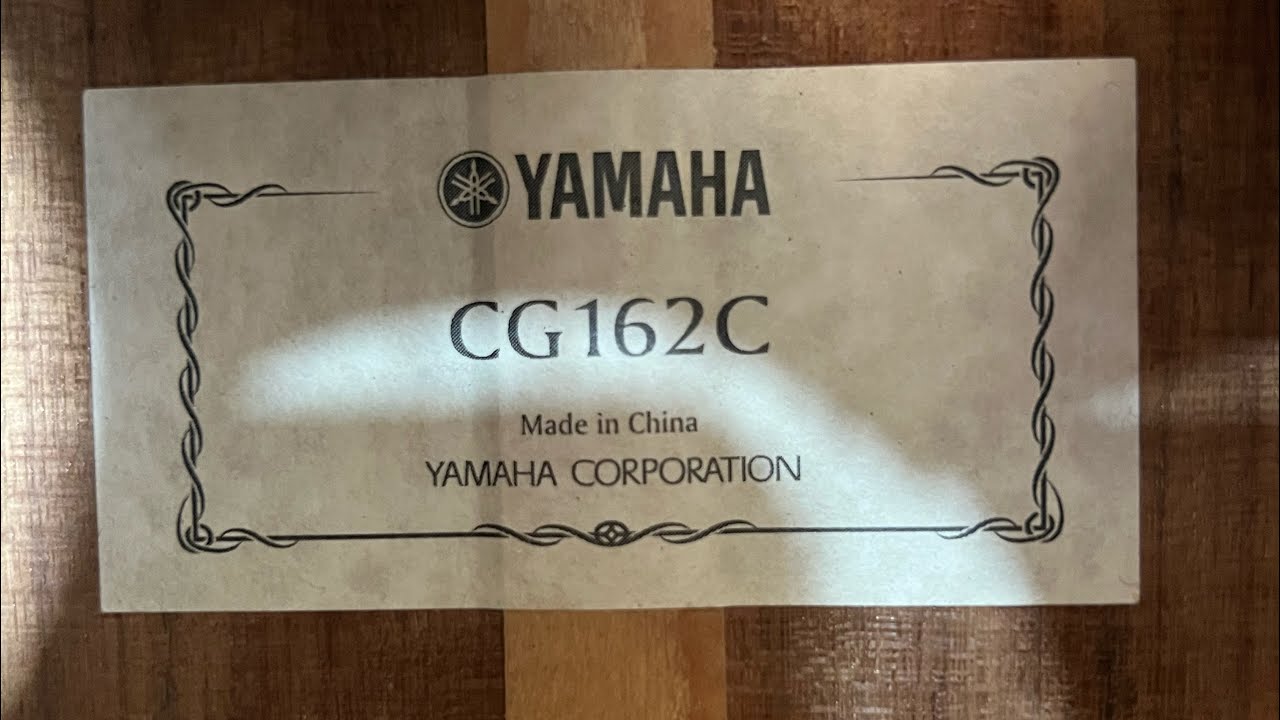 Giới thiệu Yamaha CG-162C giá 6 triệu. Mẫu Yamaha đời mới, ngoại hình đẹp, âm thanh rất tốt luôn ạ