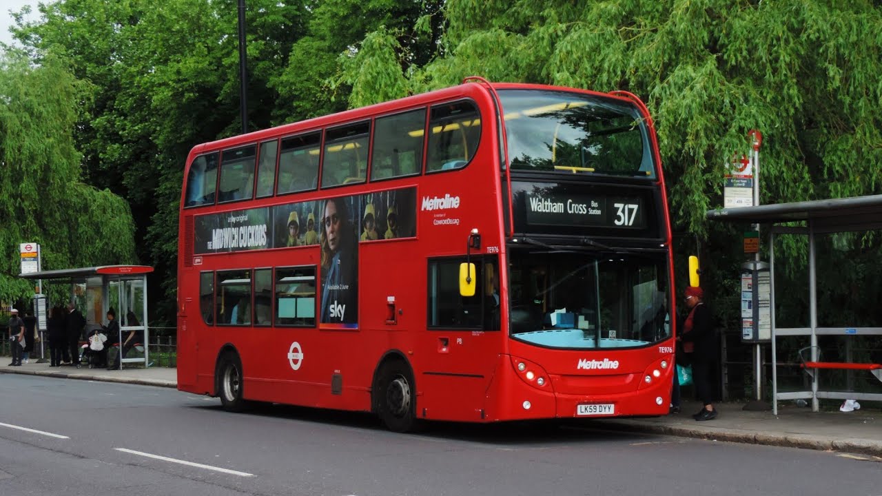 **RARE** Metroline Travel | Route 317 | TE976, LK59DYY | Enfield Retail Park - Waltham Cross