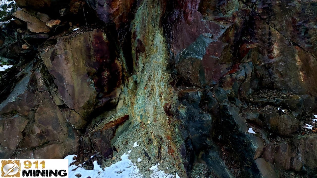 Massive Sulfide Vein In A Mineralized Zone!