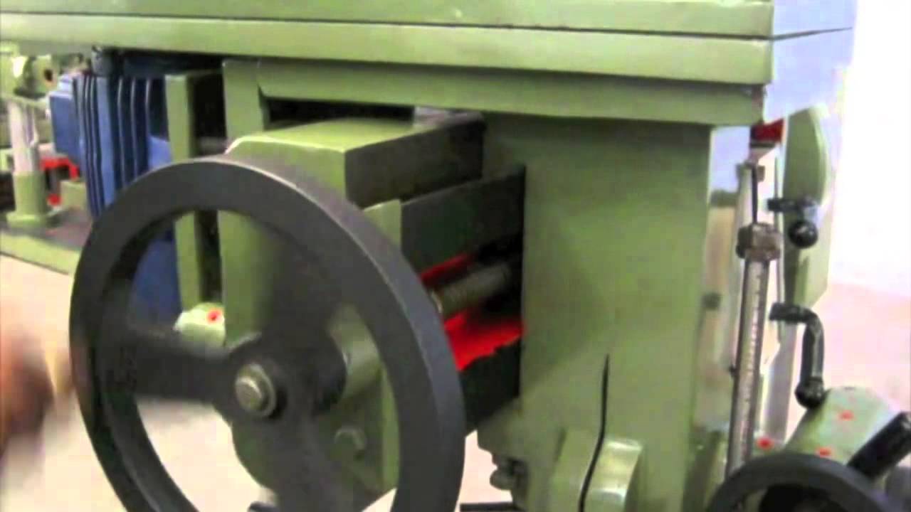 Radial Drilling Machine by  bhavyamachinetools.com