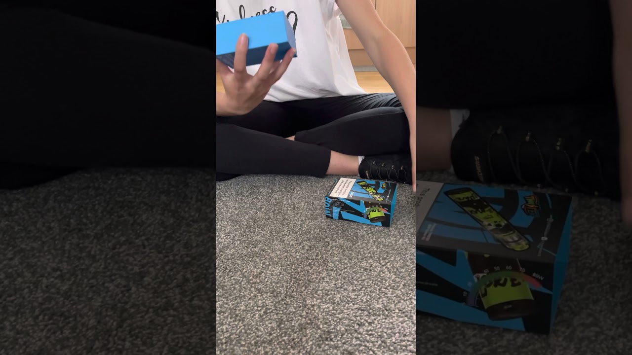 Unboxing the freemax Twister 80W starter kit