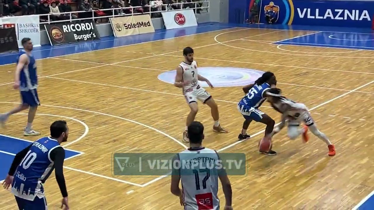 Vllaznia mund Tiranën në klasike, shkodranët 9 fitore radhazi në këtë sezon, tension mes ekipeve