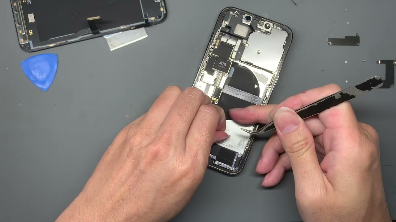 iPhone 13 Pro Replace Battery