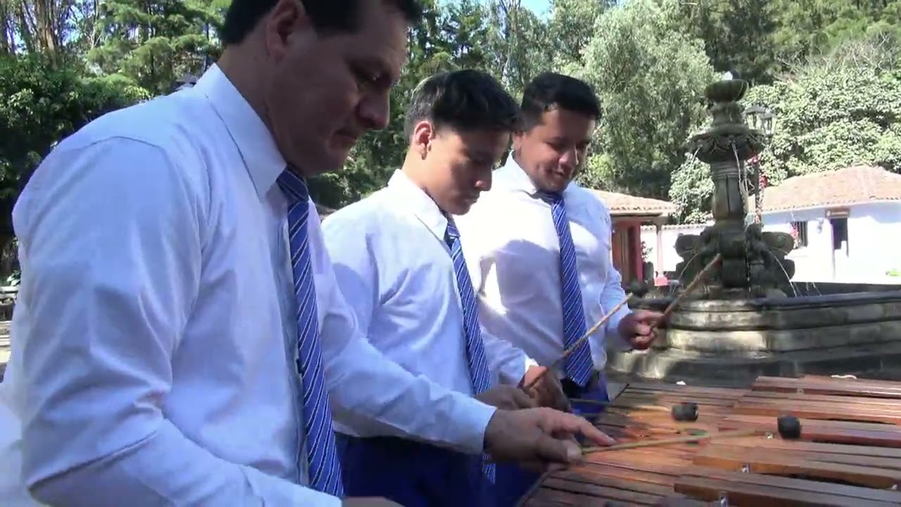 Recordando a Marimba Velásquez: Cumbia Que Te Vas de Ronda/Entre Palmeras/Pollera Colorá