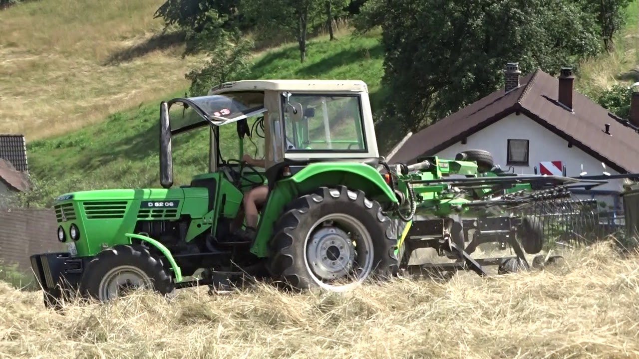 Landwirtschaft im Odenwald, Heuernte mit Deutz D 5206 und Swatmaster 7132