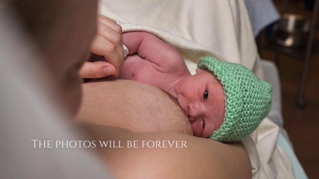 Ottawa Birth Photographers | Hospital Birth