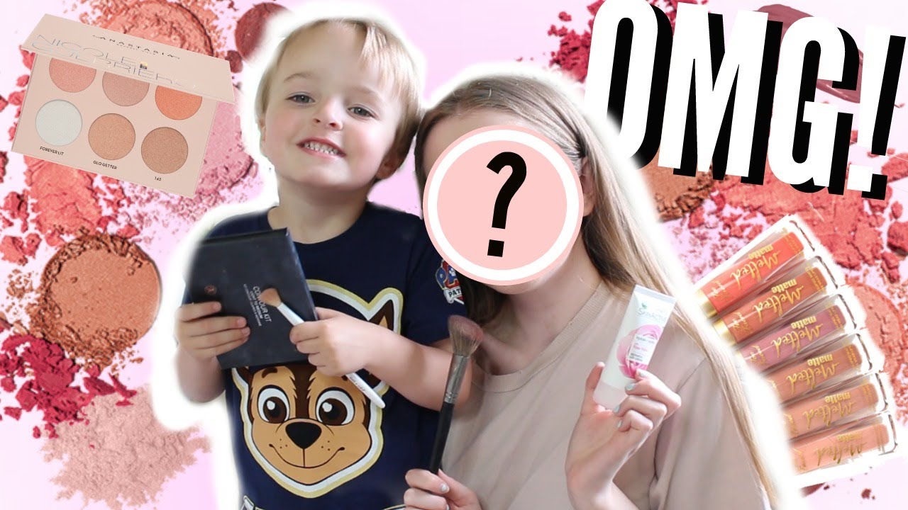 LITTLE BROTHER DOES MY MAKEUP! *GONE WRONG* 😱