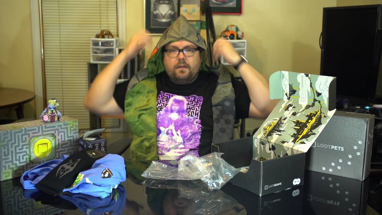 LOOT GAMING Unboxing with Guude: Founding Box #lootgaming