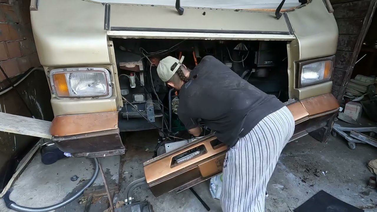 Peugeot J9 FFB550 Engine Rebuild