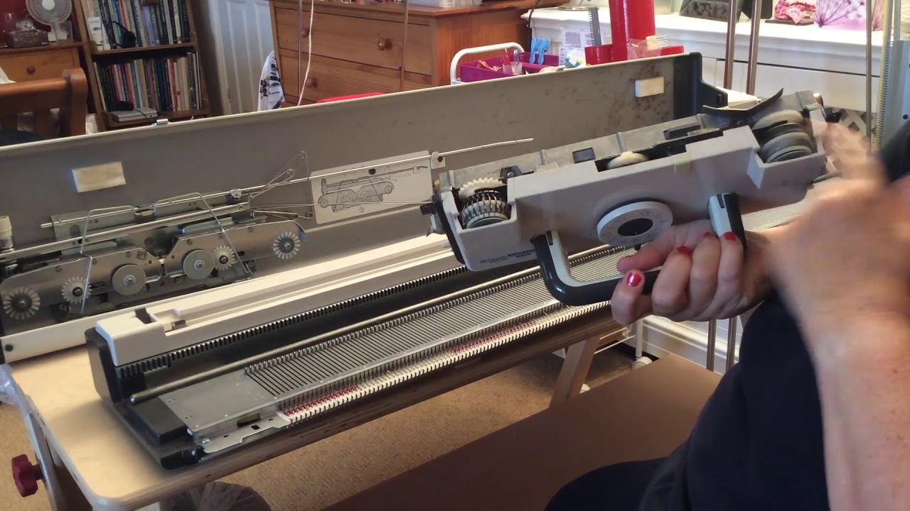Machine Knitting - Checking a Second Hand Purchase