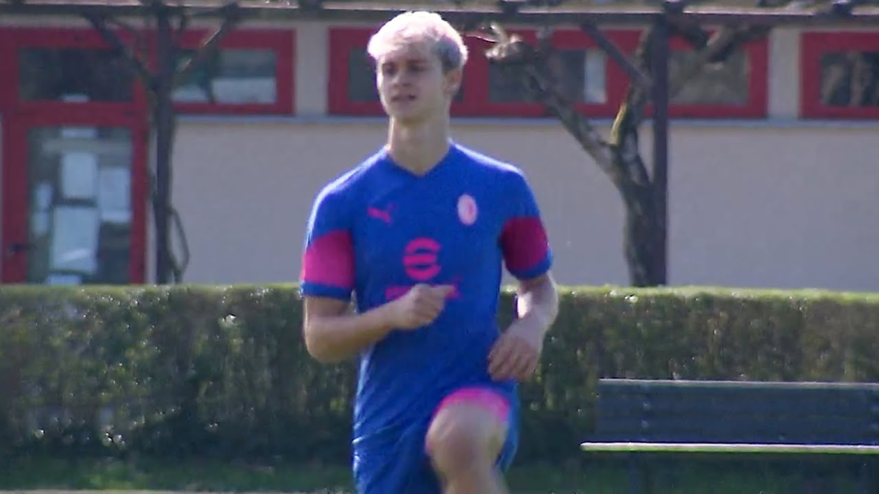 Zlatan Ibrahimovic’s son Maximilian trains with AC Milan ahead of Slavia Prague Europa League match