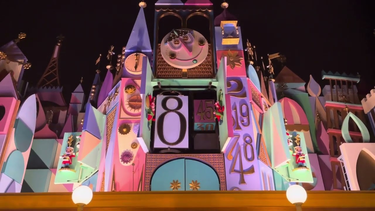 東京ディズニーランド　イッツ・ア・スモールワールド　PM8:45