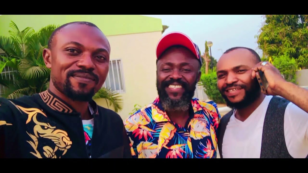 ARTISTE ISAAC PHUATI REND HOMMAGE À SON ÉMINENCE DIZOLELE