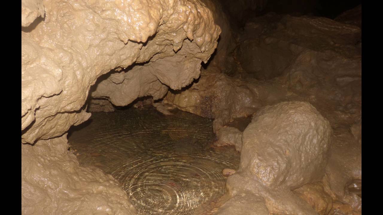 Visite à la grotte des Faux Monnayeurs à Mouthier Hautepierre