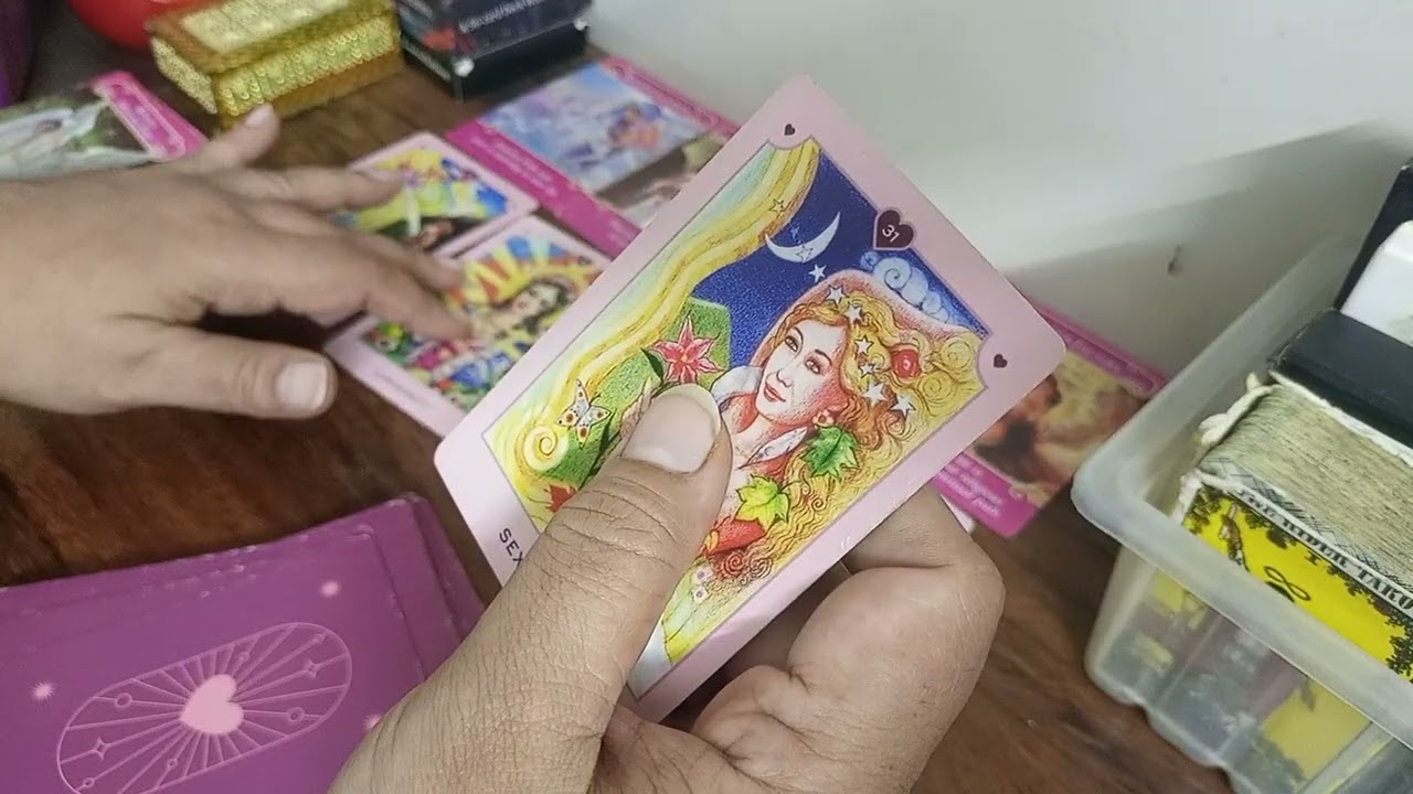 ❤️YOUR LOVE LIFE IN FEBRUARY ❤️ HINDI-URDU TAROT 💖#lovelife #lovereading #divinelyguided7777 #tarot 
