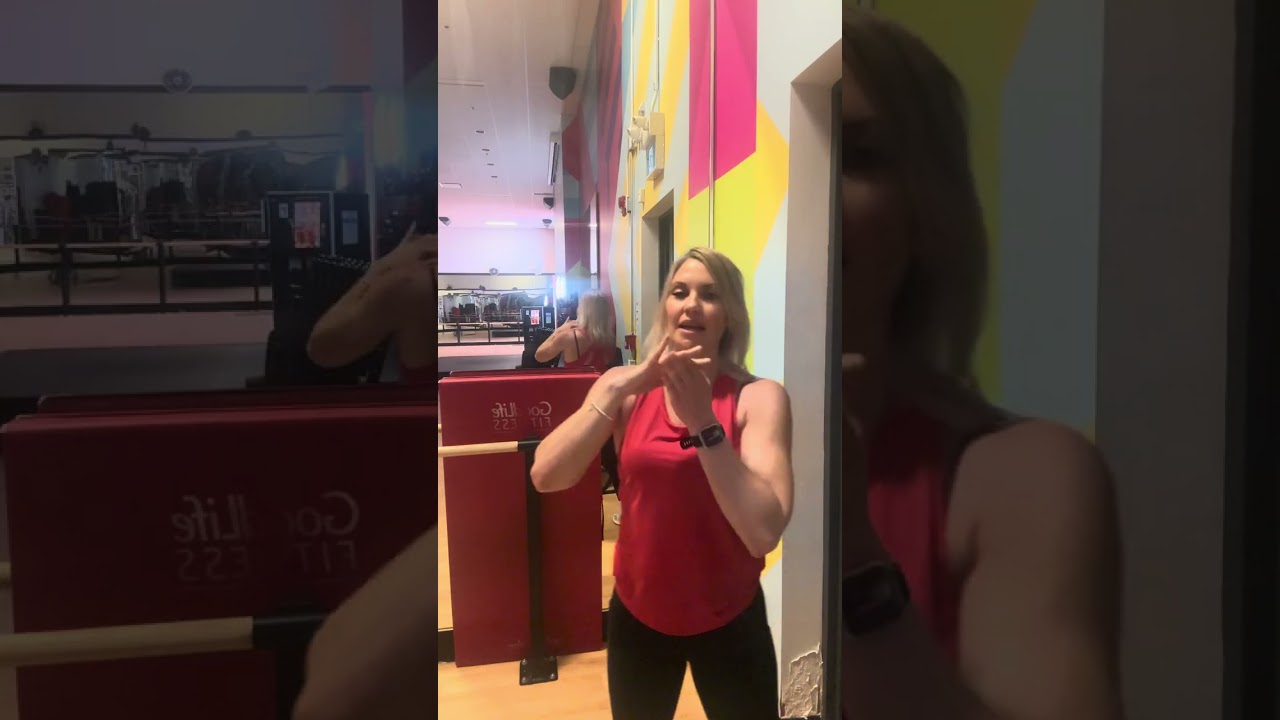 Upper Body Stretch & Warm-Up | Quick Mobility Routine 