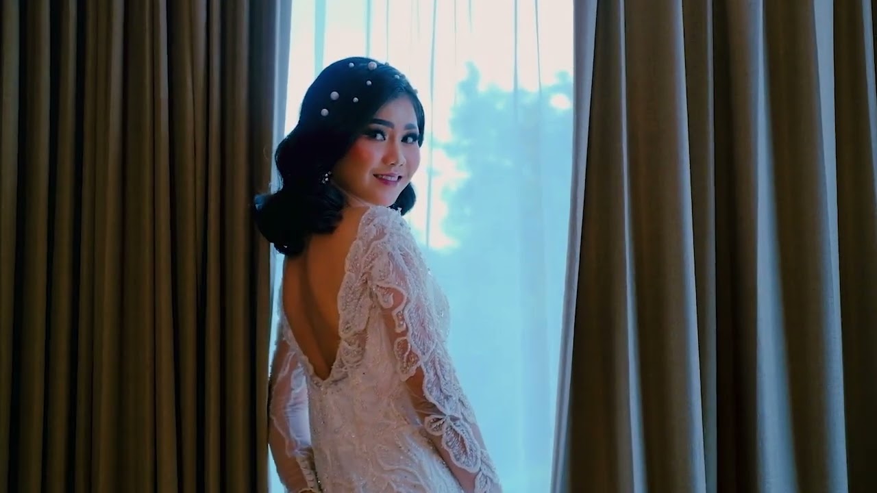 THE WEDDING AT PLATINUM ADISUCIPTO | VENUE WEDDING JOGJA