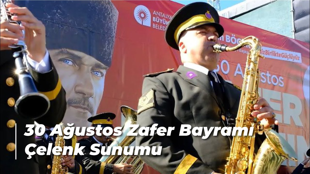 30 Ağustos Zafer Bayramı Çelenk Sunumu