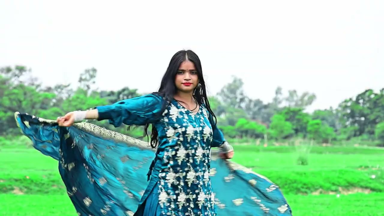 Kyun Khanke Teri Choodi | Dance Video | SabiyaDeoriaUp52 || #sushmitasen #dancevideo #viralvideo