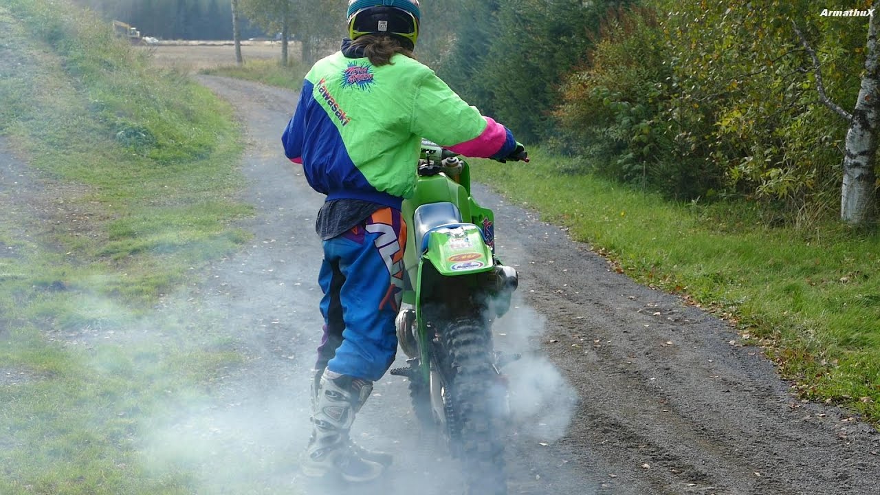 Kawasaki KX500 2-Stroke - Coldstart Warm Up Soundcheck | FMF Gnarly & Pro Circuit 304 (Raw Sounds)