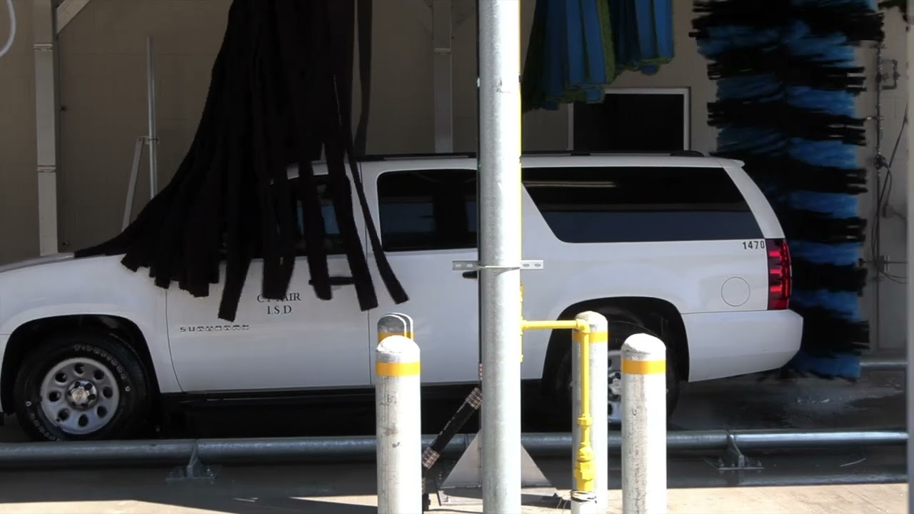 Unmatched Flexibility: Watch Our School Bus Wash System Clean Pick-Up Trucks