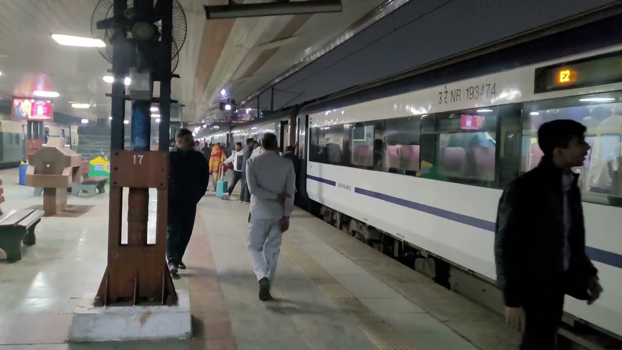 22447/New Delhi - Amb Andaura Vande Bharat Express
